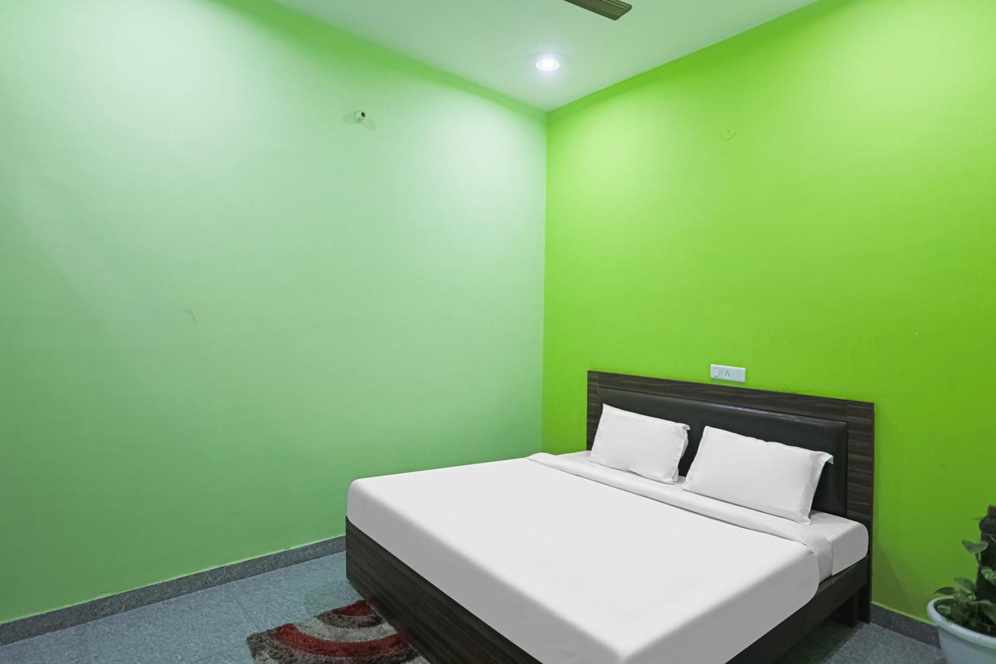 Capital O A-One Hotel Manesar Exterior photo