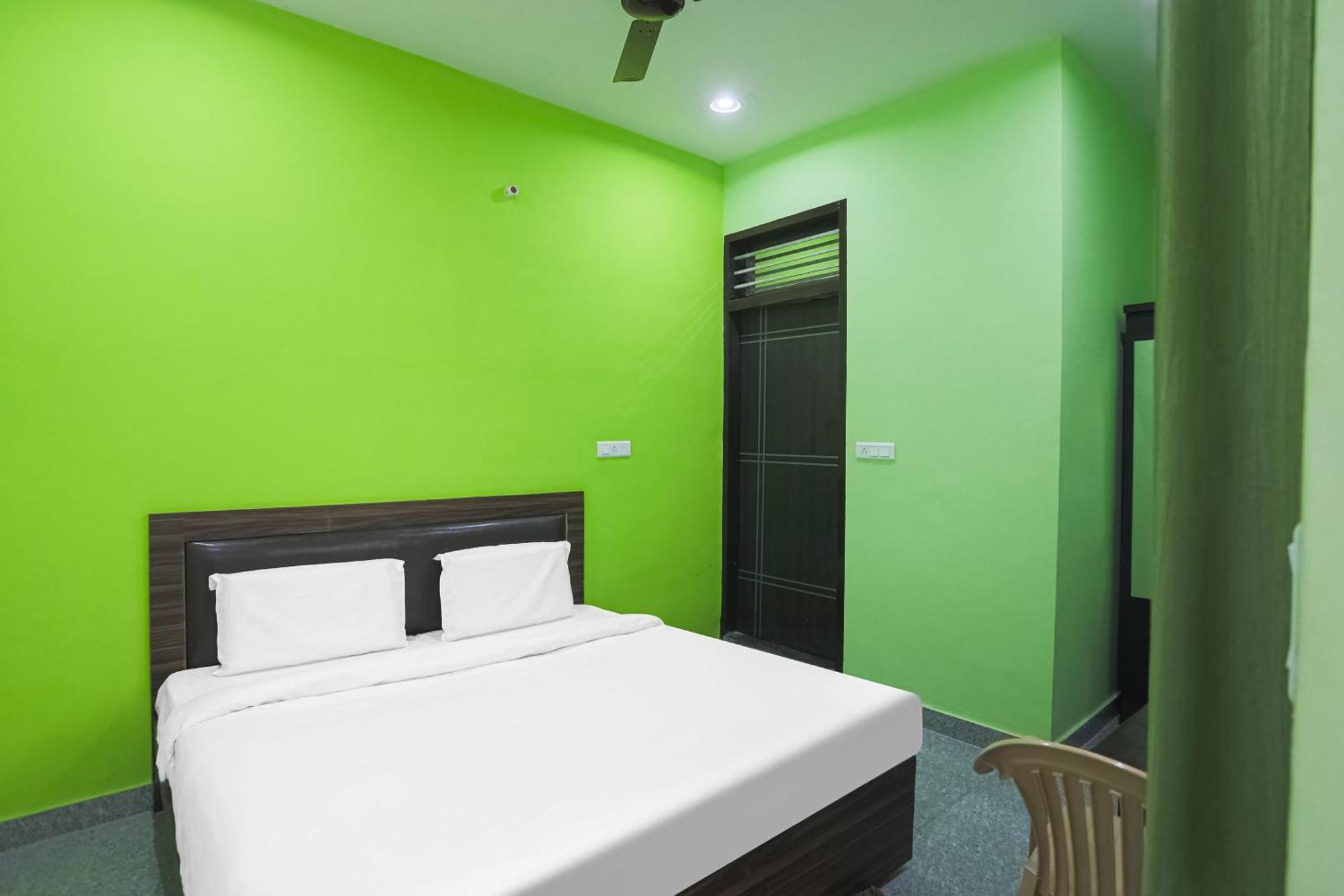 Capital O A-One Hotel Manesar Exterior photo